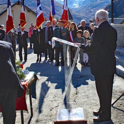 Inauguration Monument aux morts Albanne