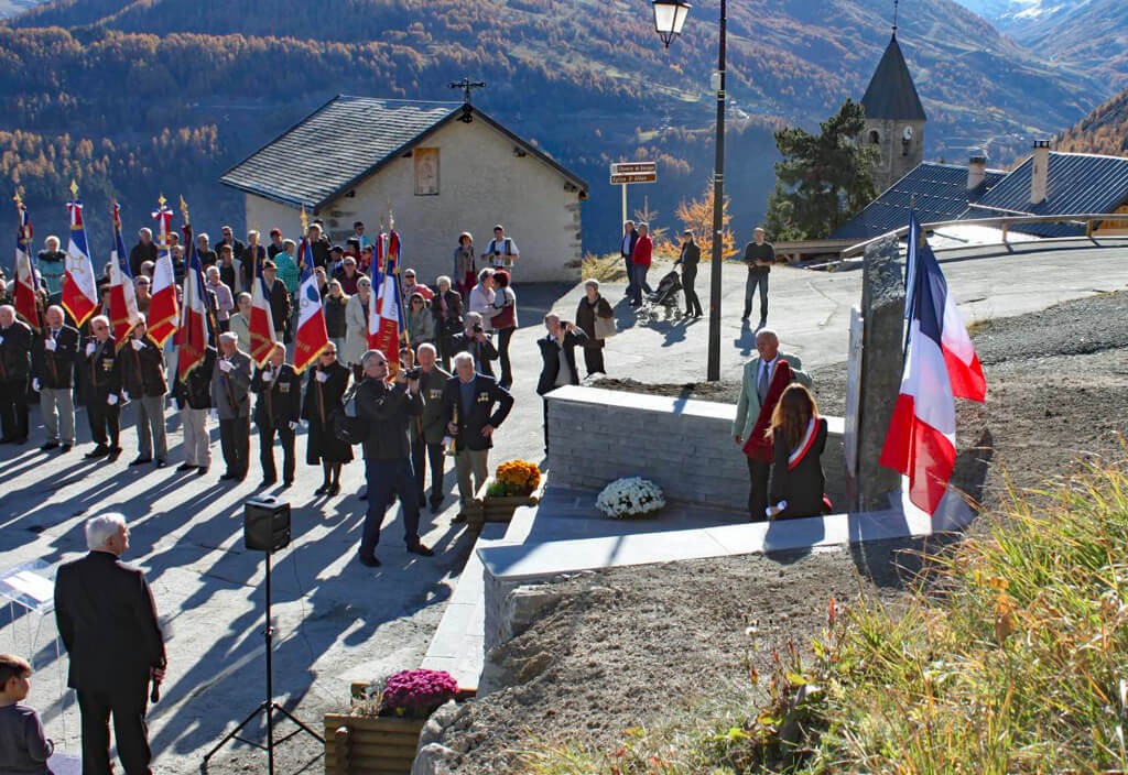 Inauguration Monument aux morts Albanne